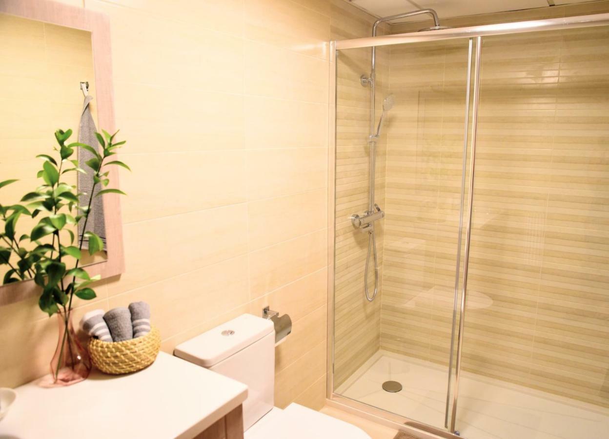 Homely Malaga Don Cristian Con Parking Privado Экстерьер фото