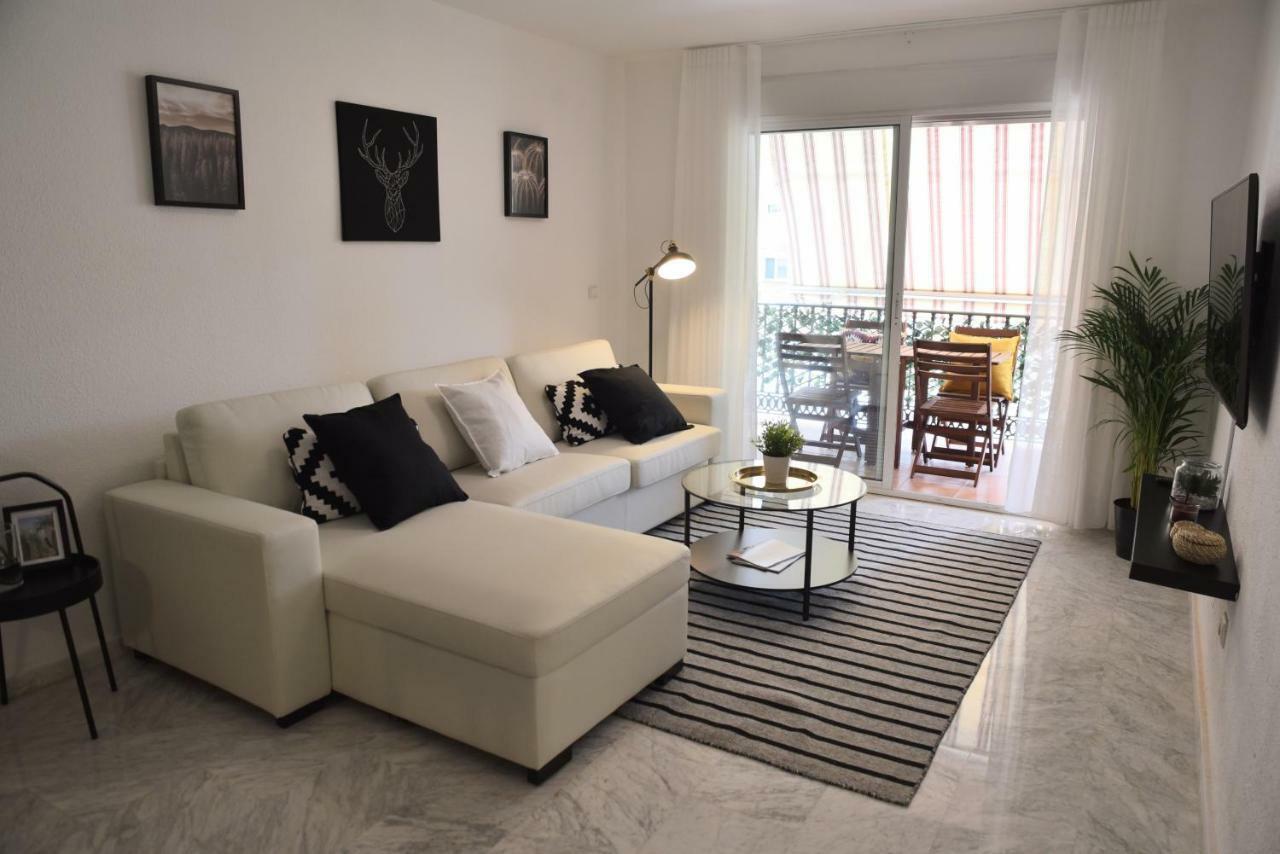 Homely Malaga Don Cristian Con Parking Privado Экстерьер фото