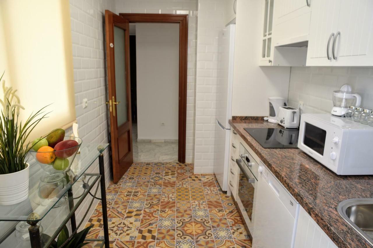 Homely Malaga Don Cristian Con Parking Privado Экстерьер фото