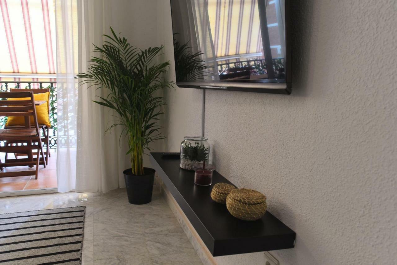 Homely Malaga Don Cristian Con Parking Privado Экстерьер фото